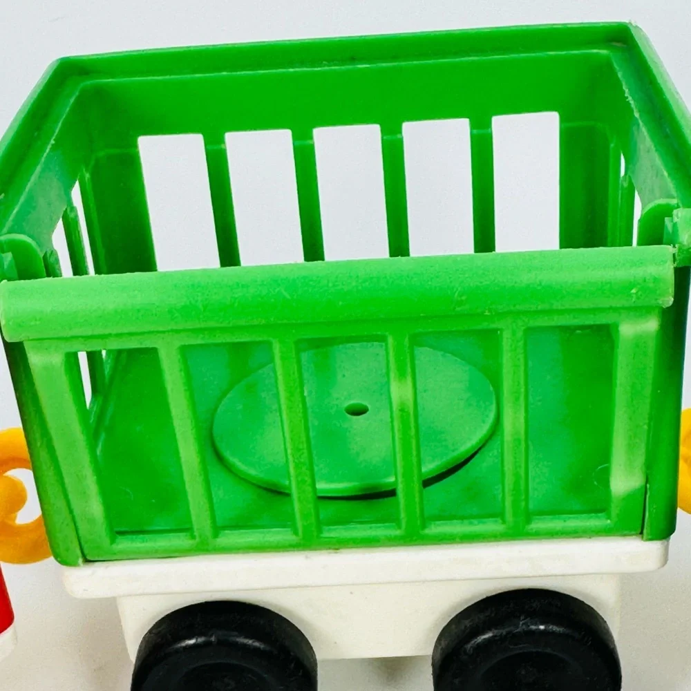 Vintage 1991 Fisher Price Little People Chunky Circus Zoo Train With Girl Figure